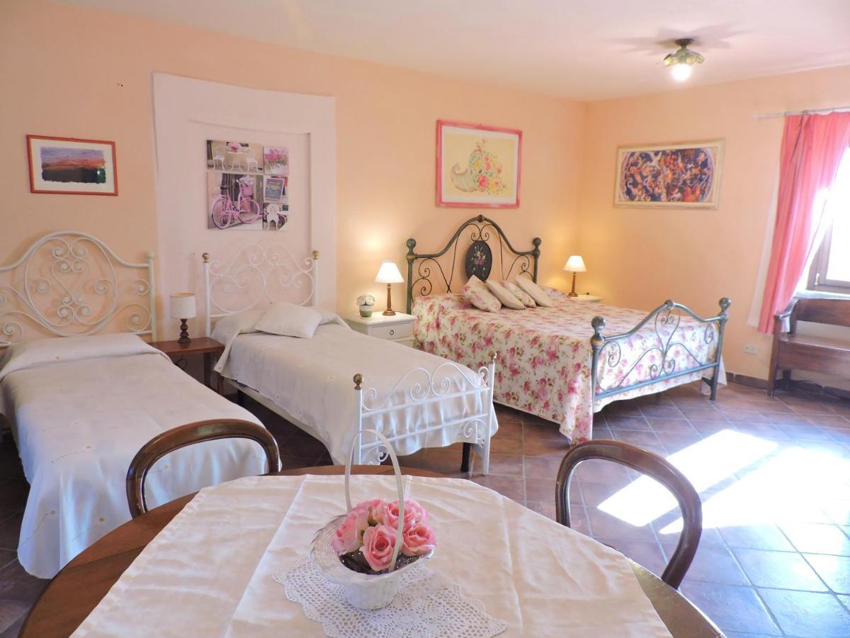 Casale Fedele Family Relax B&B Vicino Al Borgo Ronciglione  Exteriör bild
